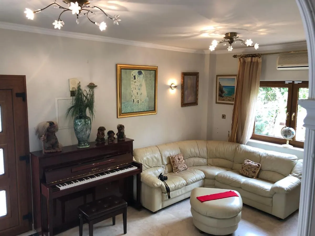 Villa Natalia Ayia Napa 0*,